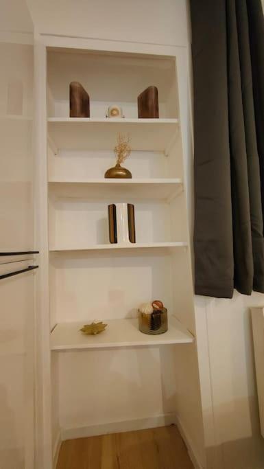 Joli Appartement Au Pied Du Tramway เบอซองส์ ภายนอก รูปภาพ
